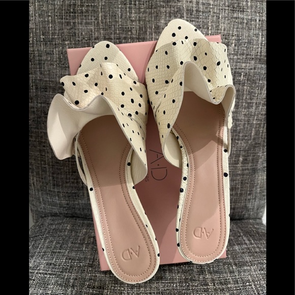 A-D Daughters heels. New - Picture 9 of 12